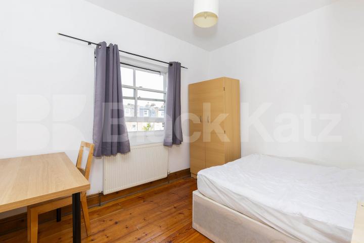 Spacious three double bedroom in a great location Davenant Road, Archway